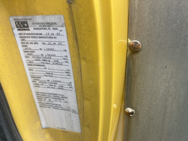 2006 GMC Cube Van Parts Unit: Truck Dsl Sa - Image 13