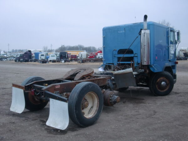 1991 Freightliner FLA Parts Unit: Truck Dsl Ta - Image 7