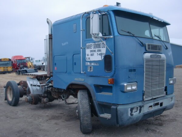 1991 Freightliner FLA Parts Unit: Truck Dsl Ta - Image 10