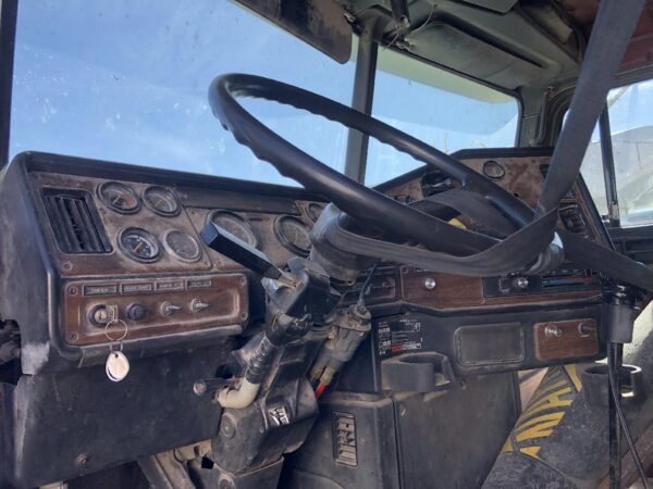 1995 Freightliner FLD112 Parts Unit: Truck Dsl Ta - Image 17