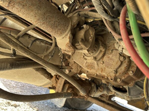 2004 Freightliner FLD112SD Parts Unit: Truck Dsl Ta - Image 3