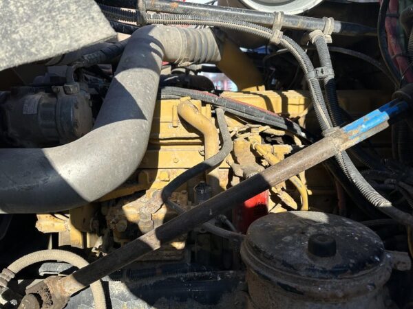 2004 Freightliner FLD112SD Parts Unit: Truck Dsl Ta - Image 4