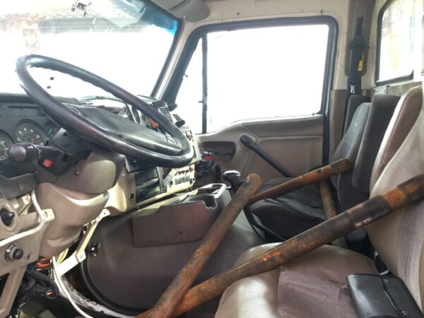 2002 Sterling L9501 Parts Unit: Truck Dsl Ta - Image 6