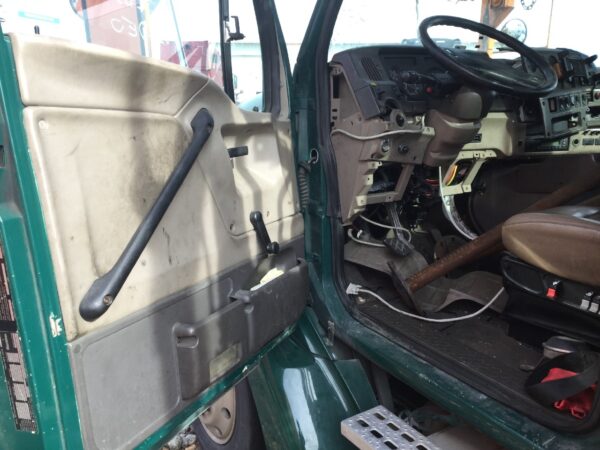 2002 Sterling L9501 Parts Unit: Truck Dsl Ta - Image 5