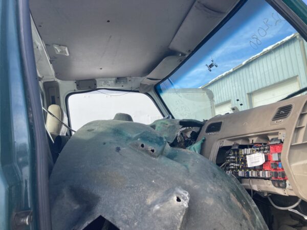 2002 Sterling L9501 Parts Unit: Truck Dsl Ta - Image 25