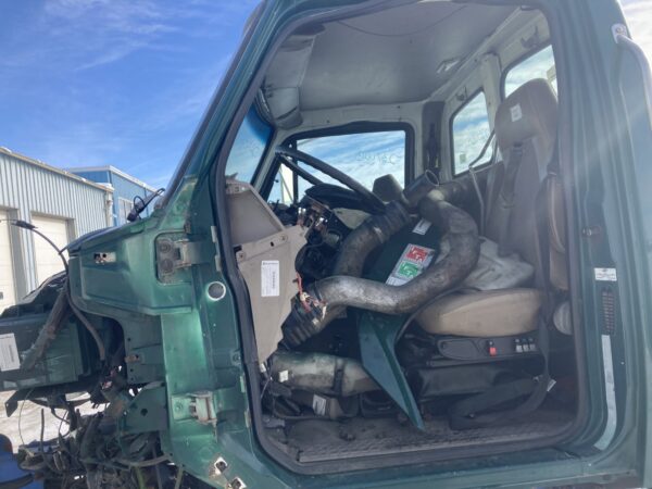 2002 Sterling L9501 Parts Unit: Truck Dsl Ta - Image 24