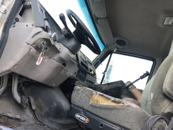 2007 Sterling L9513 Parts Unit: Truck Dsl Ta - Image 5
