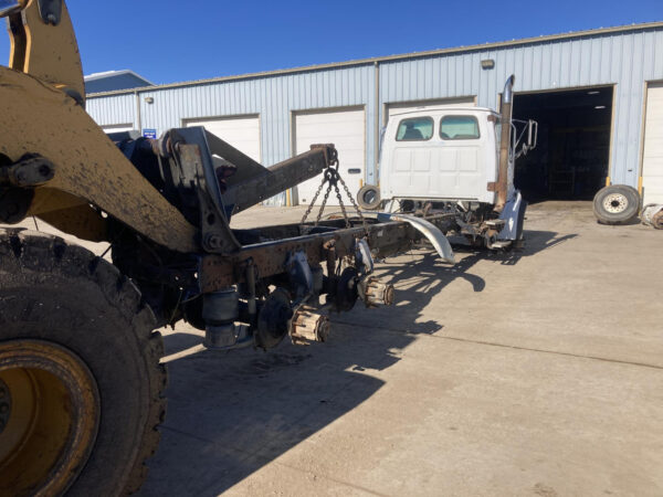 2007 Sterling L9513 Parts Unit: Truck Dsl Ta - Image 17