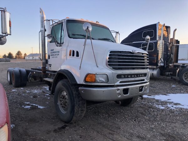 2007 Sterling L9513 Parts Unit: Truck Dsl Ta - Image 2