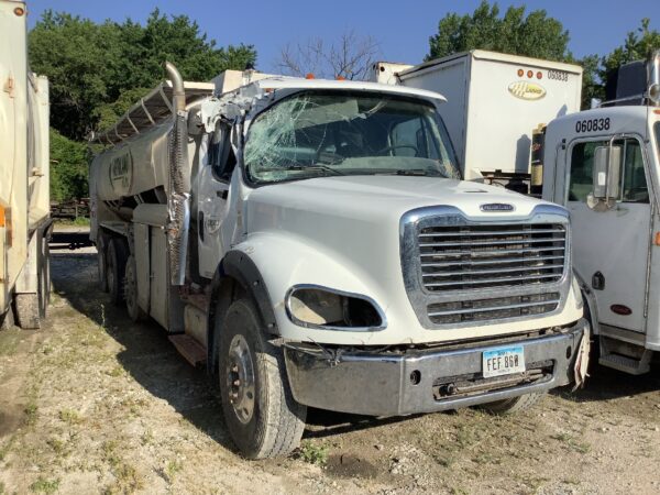 2013 Freightliner M2 112 Parts Unit: Truck Dsl Ta - Image 4
