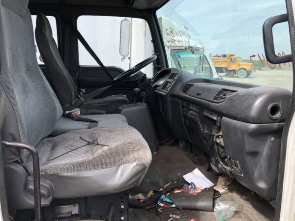 2000 GMC T5500 Parts Unit: Truck Dsl Sa - Image 14