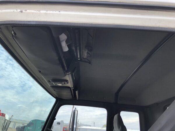 2000 GMC T5500 Parts Unit: Truck Dsl Sa - Image 18