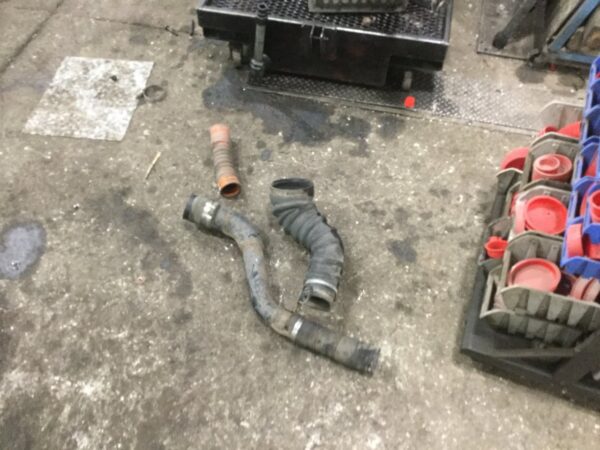 2000 GMC T5500 Parts Unit: Truck Dsl Sa - Image 2