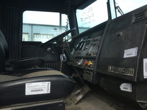 1988 Kenworth T600 Parts Unit: Truck Dsl Ta - Image 4