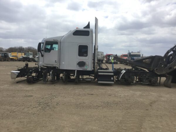 2007 Kenworth T600 Parts Unit: Truck Dsl Ta - Image 9