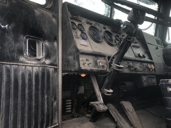 1988 Kenworth T600 Parts Unit: Truck Dsl Ta - Image 19
