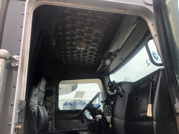 2005 Kenworth T600 Parts Unit: Truck Dsl Ta - Image 19