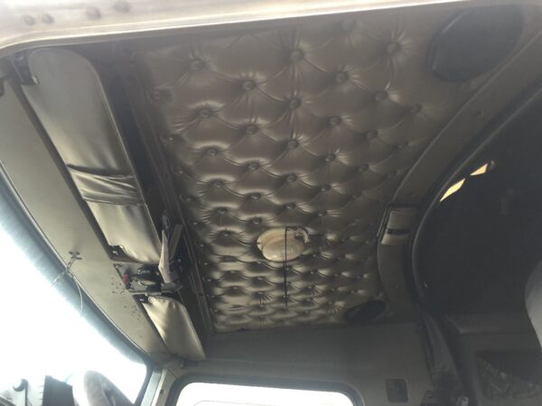 2005 Kenworth T600 Parts Unit: Truck Dsl Ta - Image 25