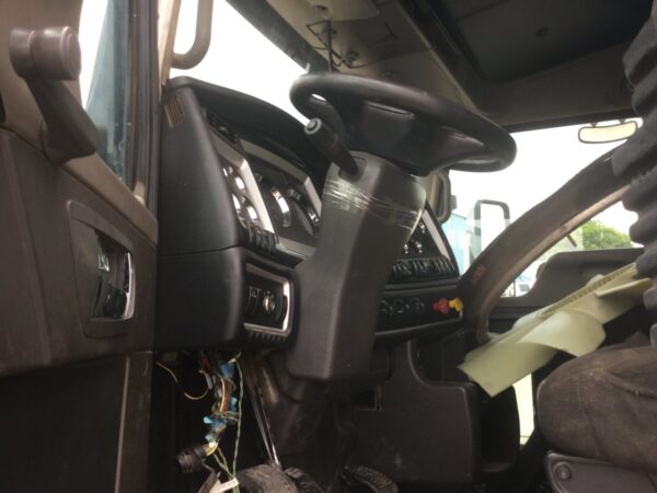 2016 Kenworth T660 Parts Unit: Truck Dsl Ta - Image 2