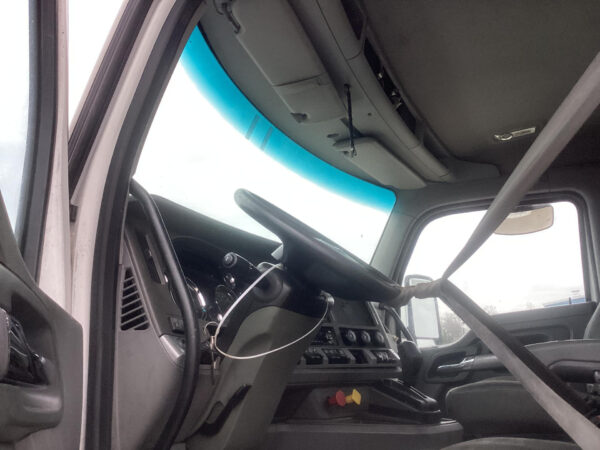 2017 Kenworth T680 Parts Unit: Truck Dsl Ta - Image 7