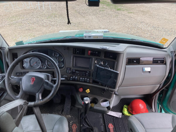 2019 Kenworth T680 Parts Unit: Truck Dsl Ta - Image 8