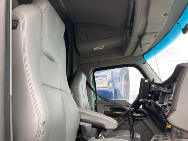 2019 Kenworth T680 Parts Unit: Truck Dsl Ta - Image 7