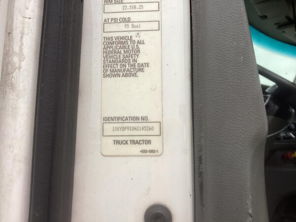 2017 Kenworth T680 Parts Unit: Truck Dsl Ta - Image 9