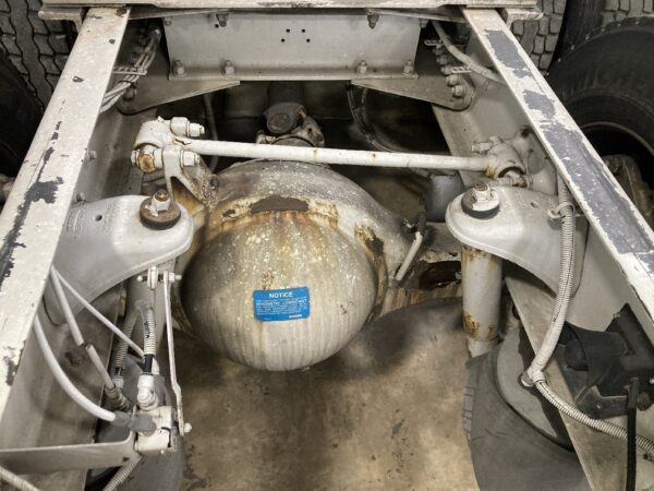 2018 Kenworth T680 Parts Unit: Truck Dsl Ta - Image 9
