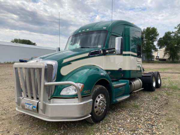 2019 Kenworth T680 Parts Unit: Truck Dsl Ta