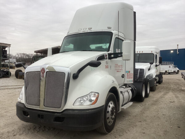 2017 Kenworth T680 Parts Unit: Truck Dsl Ta