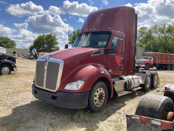 2016 Kenworth T680 Parts Unit: Truck Dsl Ta