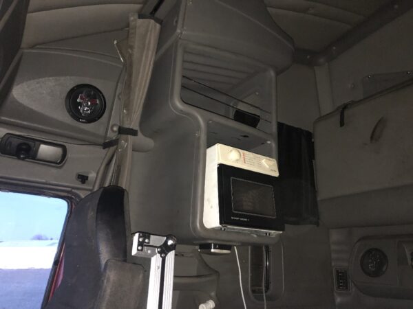 2012 Kenworth T700 Parts Unit: Truck Dsl Ta - Image 24