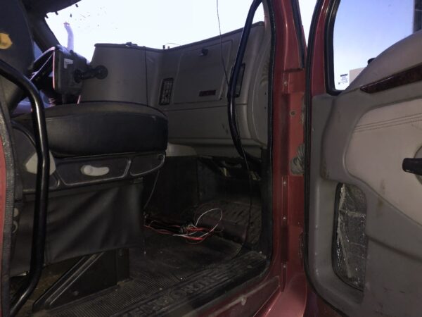2012 Kenworth T700 Parts Unit: Truck Dsl Ta - Image 17