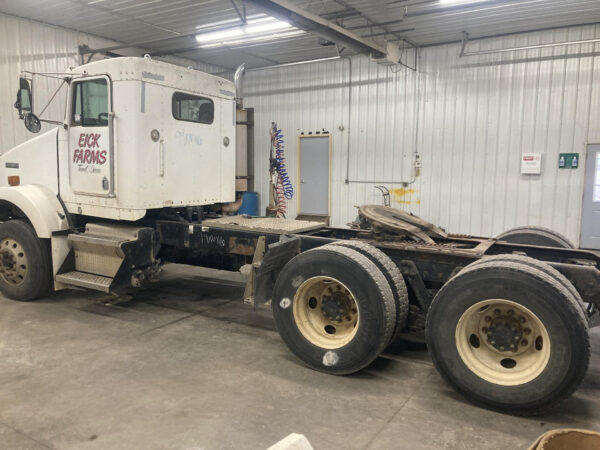 1999 Kenworth T800 Parts Unit: Truck Dsl Ta - Image 23