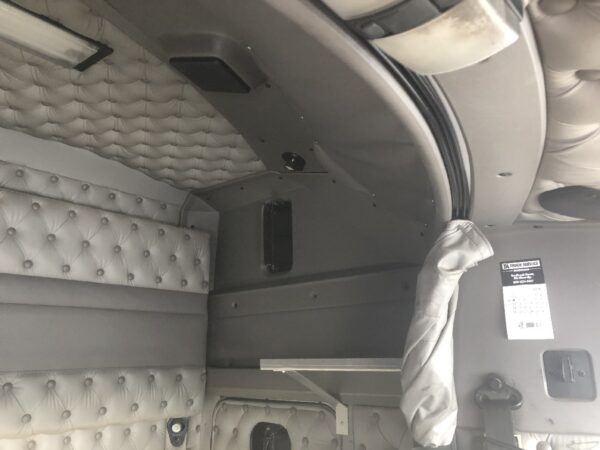 2002 Kenworth T800 Parts Unit: Truck Dsl Sa - Image 13