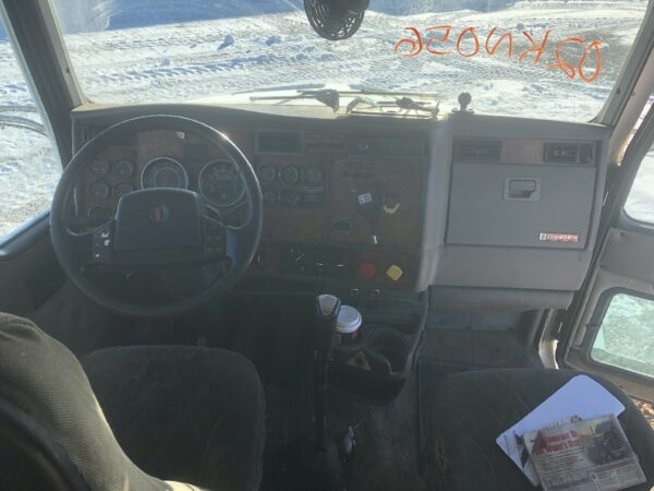 2002 Kenworth T800 Parts Unit: Truck Dsl Sa - Image 10