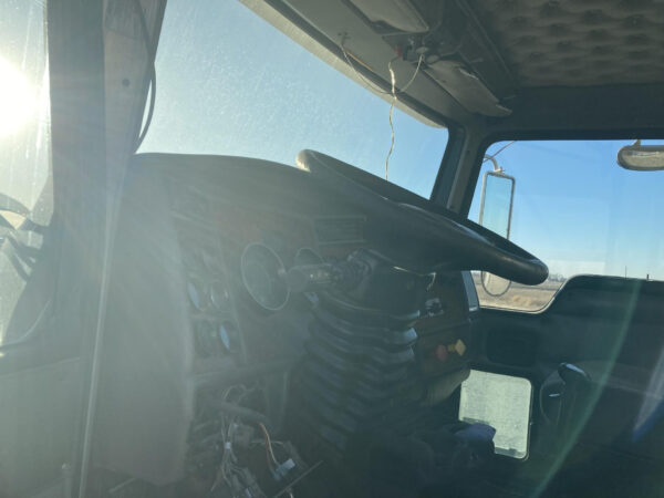2006 Kenworth T800 Parts Unit: Truck Dsl Ta - Image 5