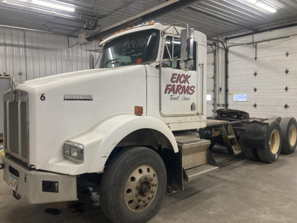 1999 Kenworth T800 Parts Unit: Truck Dsl Ta
