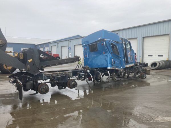 2013 Kenworth T800 Parts Unit: Truck Dsl Ta - Image 5