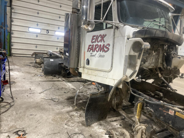 1999 Kenworth T800 Parts Unit: Truck Dsl Ta - Image 12