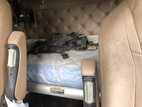2015 Kenworth T880 Parts Unit: Truck Dsl Ta - Image 19