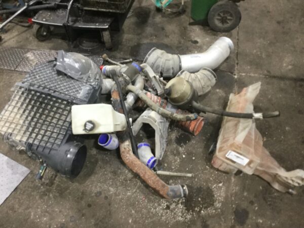 2015 Kenworth T880 Parts Unit: Truck Dsl Ta - Image 2