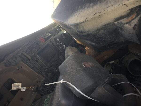 2015 Kenworth T880 Parts Unit: Truck Dsl Ta - Image 3