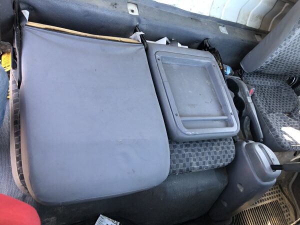 2006 GMC W4500 Parts Unit: Truck Gas - Image 9