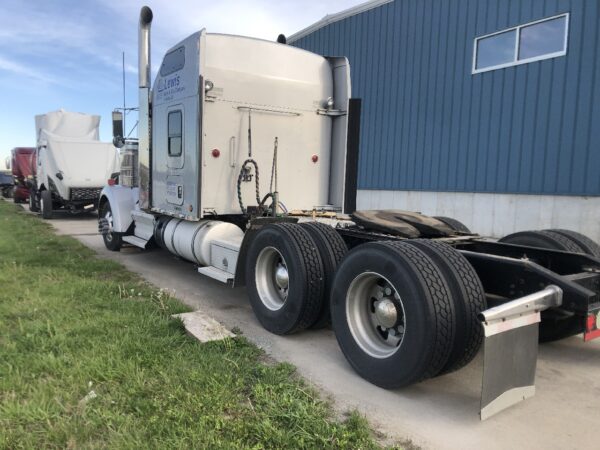 2014 Kenworth W900L Parts Unit: Truck Dsl Ta - Image 24