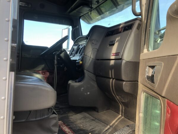 2014 Kenworth W900L Parts Unit: Truck Dsl Ta - Image 16