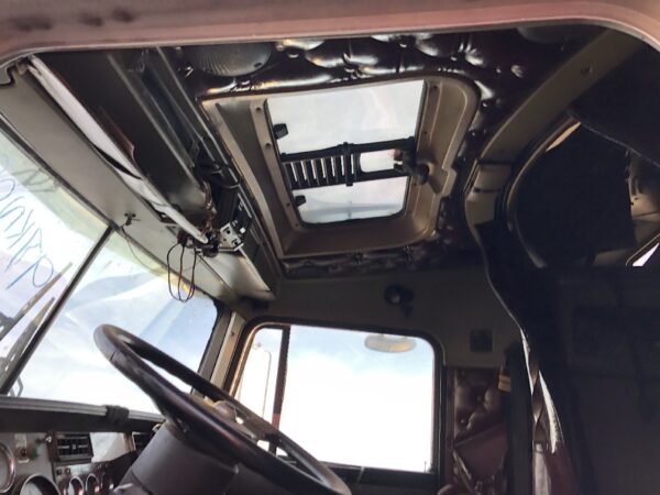 1997 Kenworth W900L Parts Unit: Truck Dsl Ta - Image 22